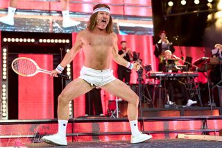 🌦️🎶 Mörka moln runt Helsingborg – men över Diggiloo var det musiken som regerade. 🎶
Regnskurarna drog förbi på flera håll under kvällen, men inte en enda droppe föll över arenan. Istället kunde publiken njuta av en fantastisk Diggiloo-show där musiken, glädjen och gemenskapen stod i centrum från första till sista tonen.
Det bjöds på massor av skratt, allsång och en publik som verkligen levde sig in i varje nummer. När vädret valde att hålla sig på behörigt avstånd blev det ännu en magisk sommarkväll att lägga till minnesbanken.
📸 Här är några av mina favoritögonblick från en kväll där regnet höll sig borta – men stämningen stannade kvar.
💬 Var du på plats? Vilket ögonblick eller vilken artist blev din favorit? Dela gärna med dig i kommentarerna! 👇
📍 Helsingborg
@diggiloo @helsingborgstad @visitskane @jessica_andersson_officiell @lisastadell @sony.nordic @captureone @sonyalphapro @koffnersandra pakrall @captureonepro @krall_entertainent @diggilooturnen @laperrelli @tuvaraawall @evajumatate @manoel_margues_lerin @kaliffa_official @soundsmaja @magnustrumpet @eriksegerstedt @kimsulocki @sagaludvigsson @thedavidlindgren
#Diggiloo #Diggiloo2026 #Helsingborg #Livemusik #Konsert #Konsertfoto #ConcertPhotography #MusicPhotography #LocalEyes #LiveMusic #Scenfotografi #Sommarturné #SvenskSommar #Publikglädje #Konsertupplevelse #VisitSkåne #HelsingborgCity #BehindTheLens #CaptureTheMoment #LiveEntertainment #MusicLovers 